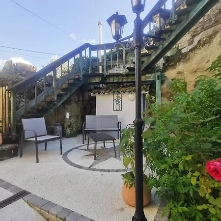 Maison Troglodyte Tatil Evi *