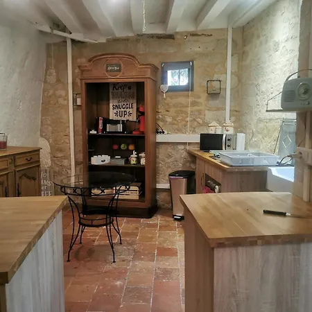 Holiday home Maison Troglodyte