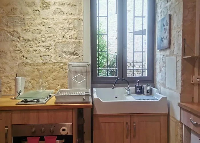 Maison Troglodyte בית נופש Saint-Leger-de-Montbrillais