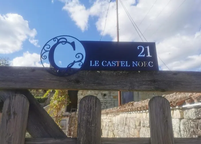 בית נופש Maison Troglodyte Saint-Leger-de-Montbrillais