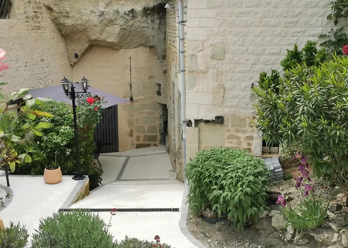 펜션 Maison Troglodyte Saint-Leger-de-Montbrillais